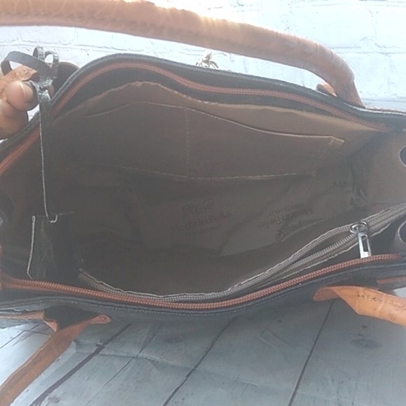 M & R MODA IN PELLE FIRENZE PURSE - Picture 12 of 12